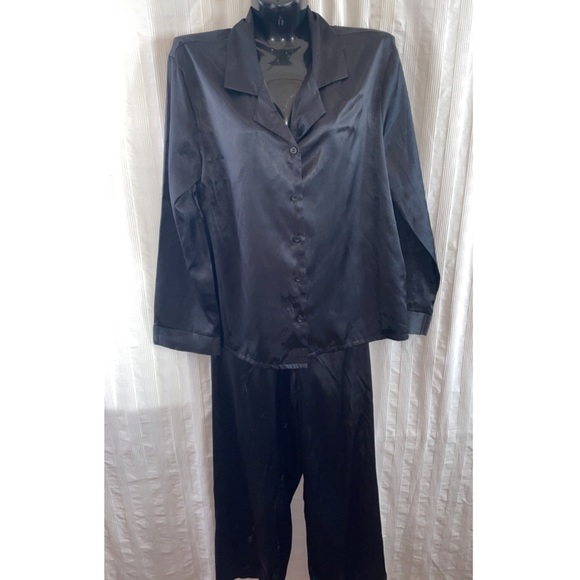 Vintage Black Satin Lounge Set, Size m/l - Picture 6 of 7